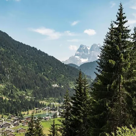 In La Bechigne With Valley Views شاتيل
